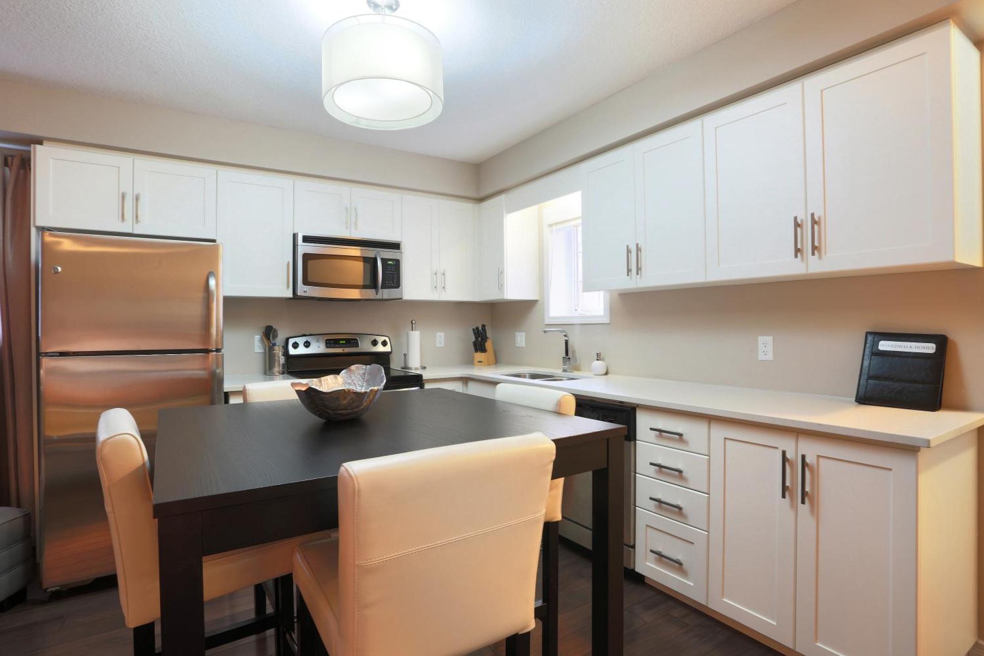 Boardwalk Homes - Executive Townhomes Kitchener Esterno foto